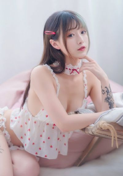 欧美一级毛片俄罗斯_蓝光版中文字幕包