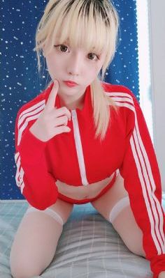 欧美漂亮女孩头像_1080P高清免费观看
