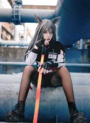 国产在线丝袜美腿_高清电影完整版